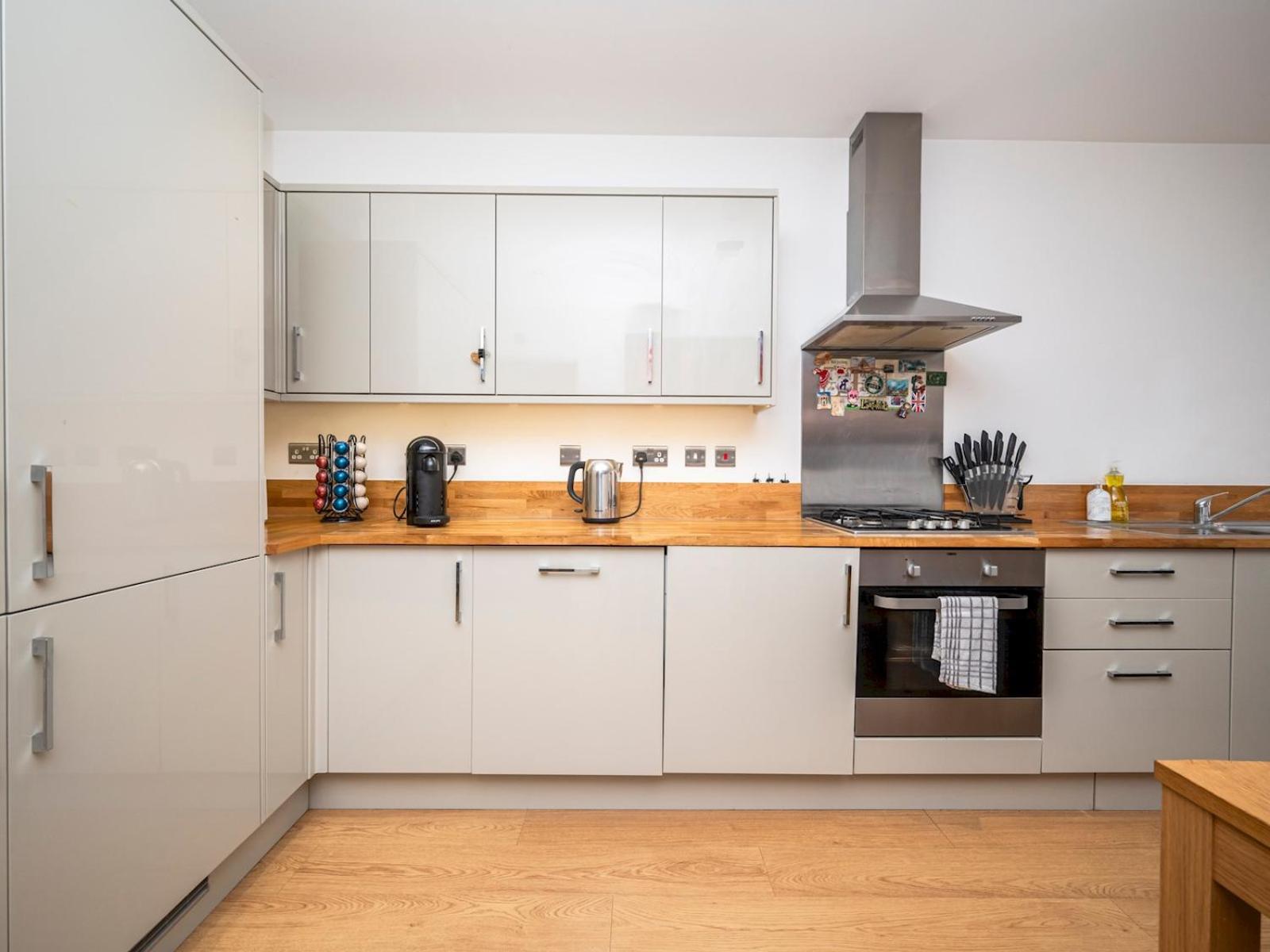 London Apartment Near Tower Bridge And Tube Pass The Keys Екстериор снимка