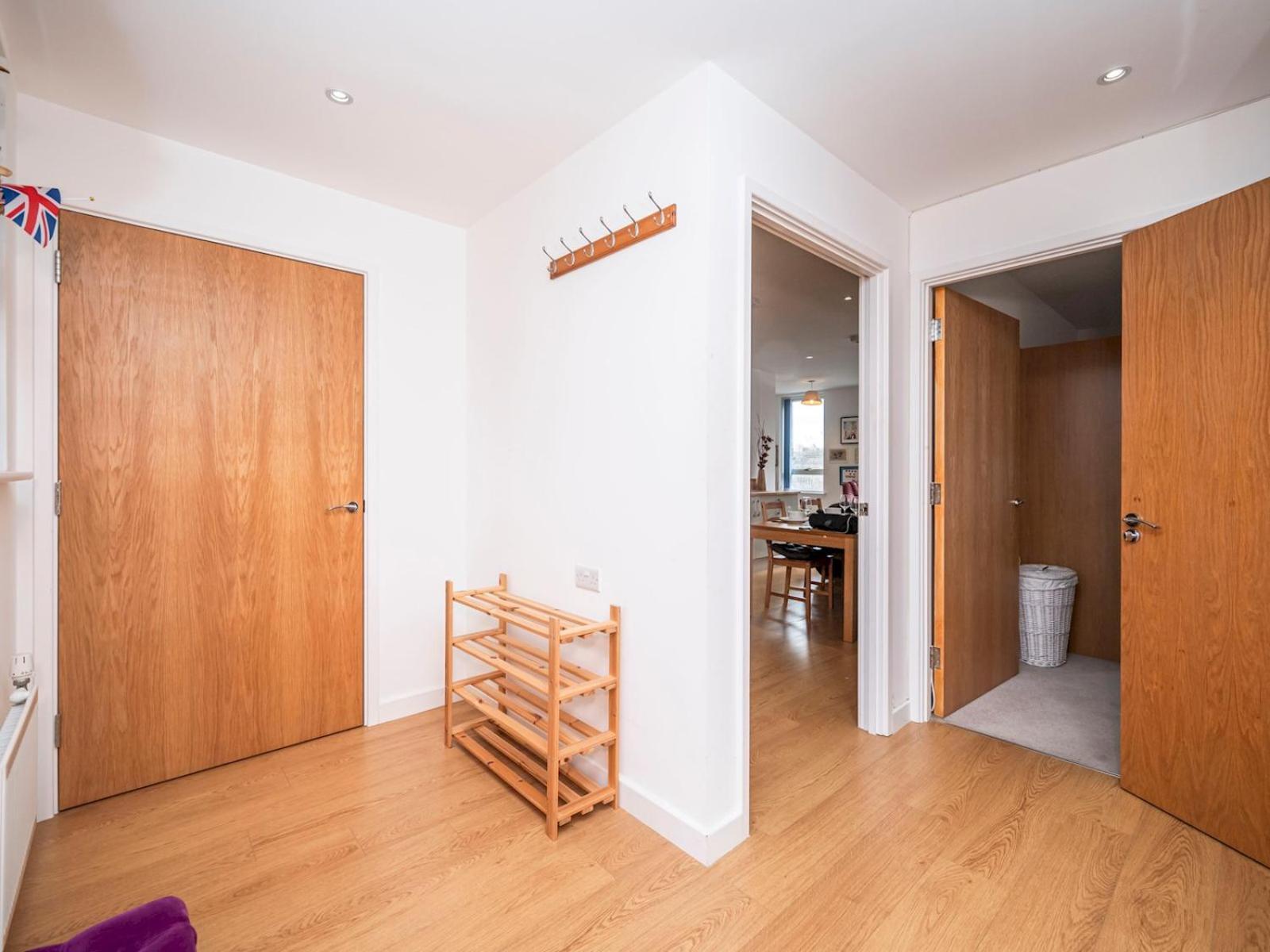 London Apartment Near Tower Bridge And Tube Pass The Keys Екстериор снимка