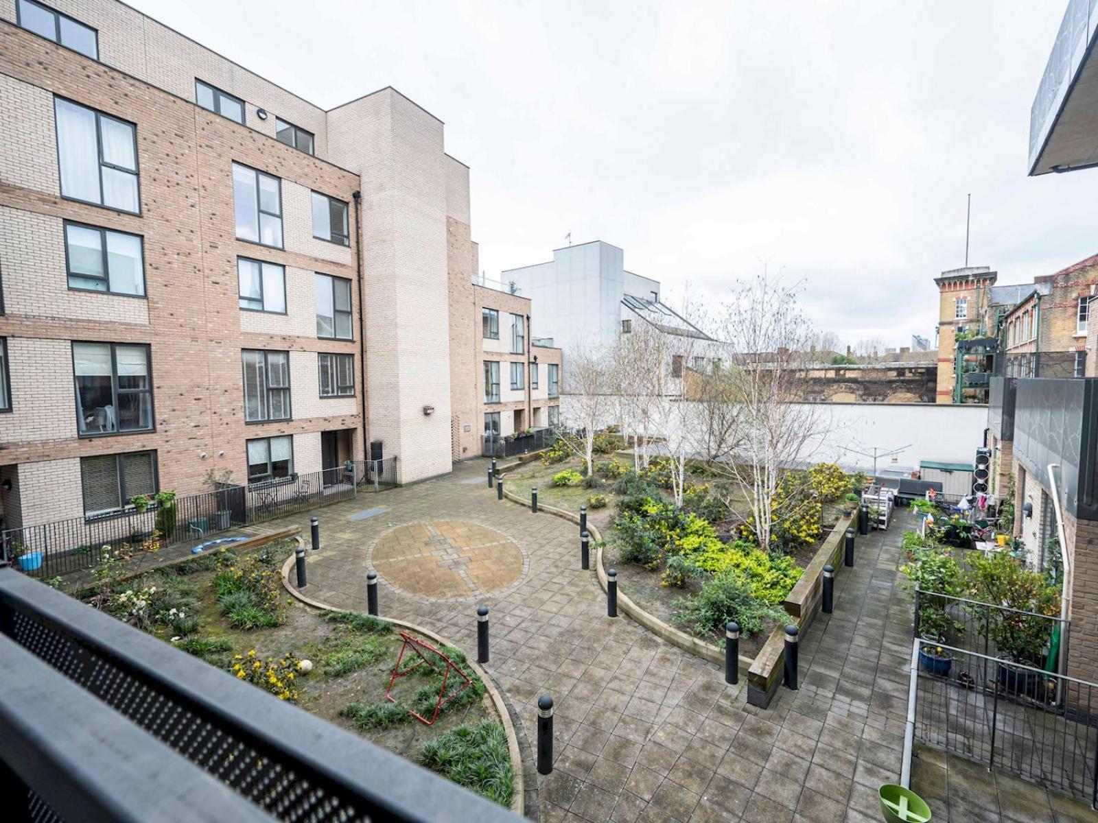 London Apartment Near Tower Bridge And Tube Pass The Keys Екстериор снимка